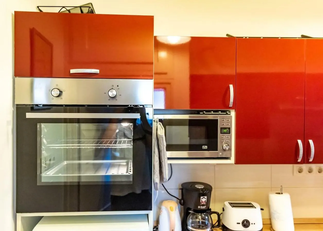 Apartment K5 - The Happy Home In The Nightlife Zone Budapest Hungary